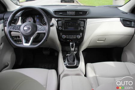 Nissan Qashqai, intérieur